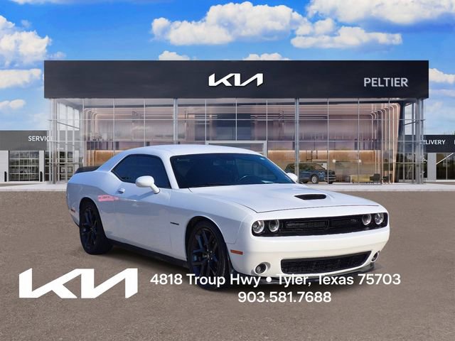 Used 2022 Dodge Challenger R/T w/ Blacktop Package RWD video 1