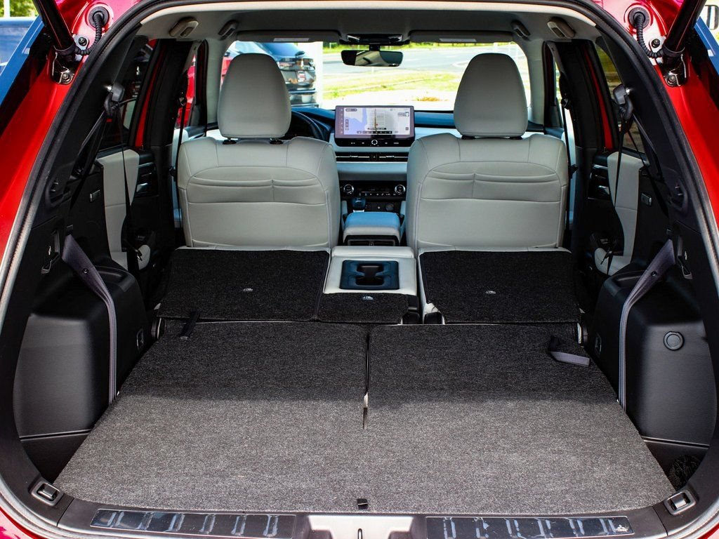 Used 2025 Mitsubishi Outlander SE AWD/4WD image 46