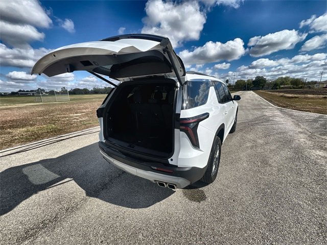 Certified 2025 Chevrolet Traverse LT image 25