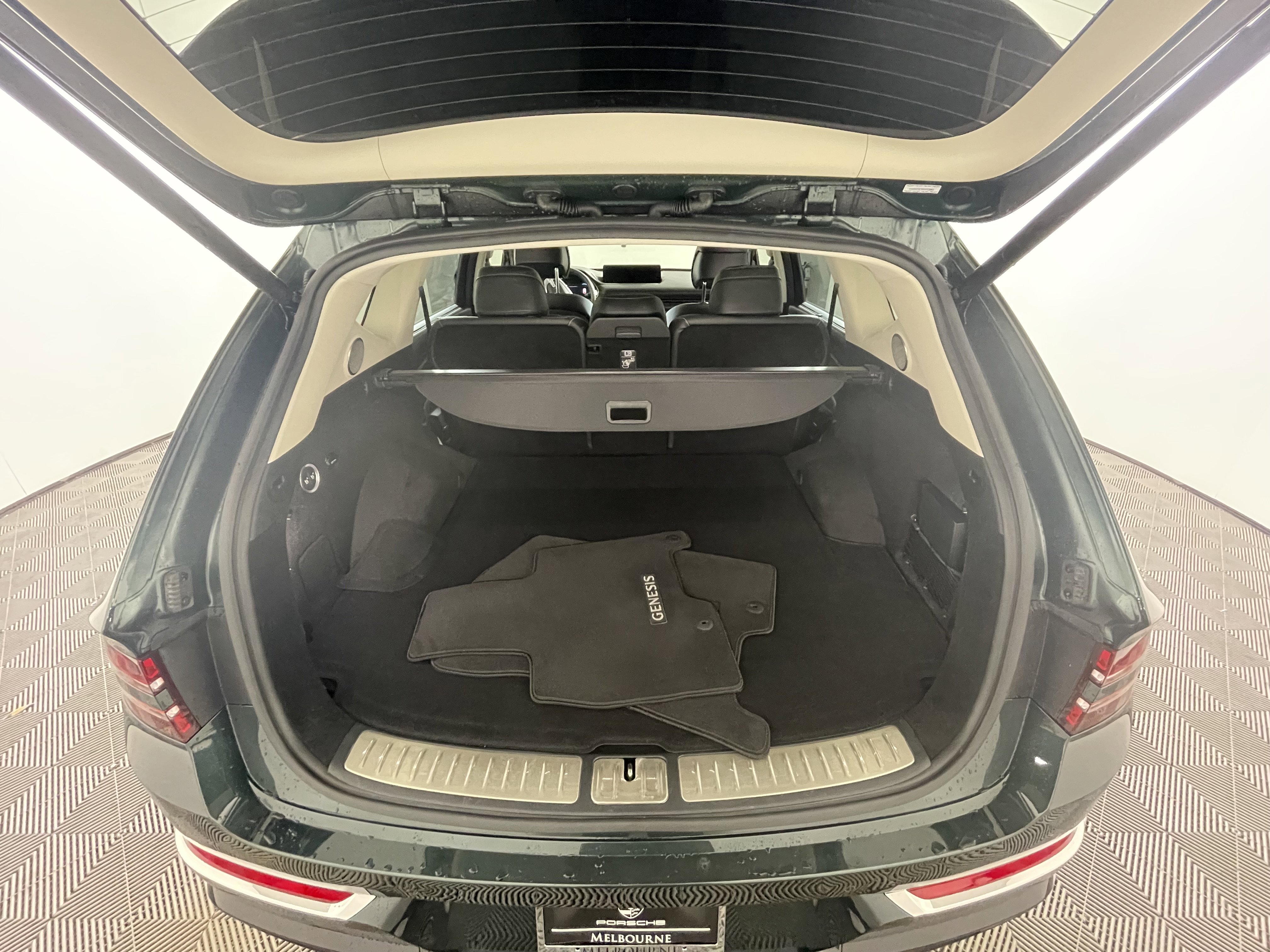 Used 2022 Genesis GV80 3.5T w/ Advanced Package 06 image 19