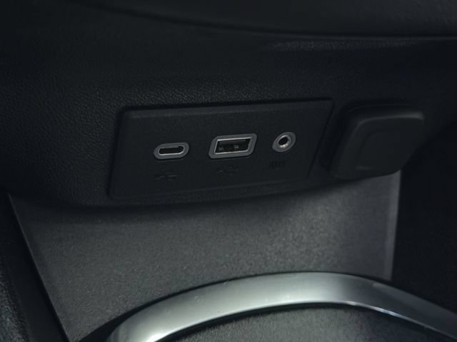 Used 2023 Chevrolet Malibu LT FWD image 21
