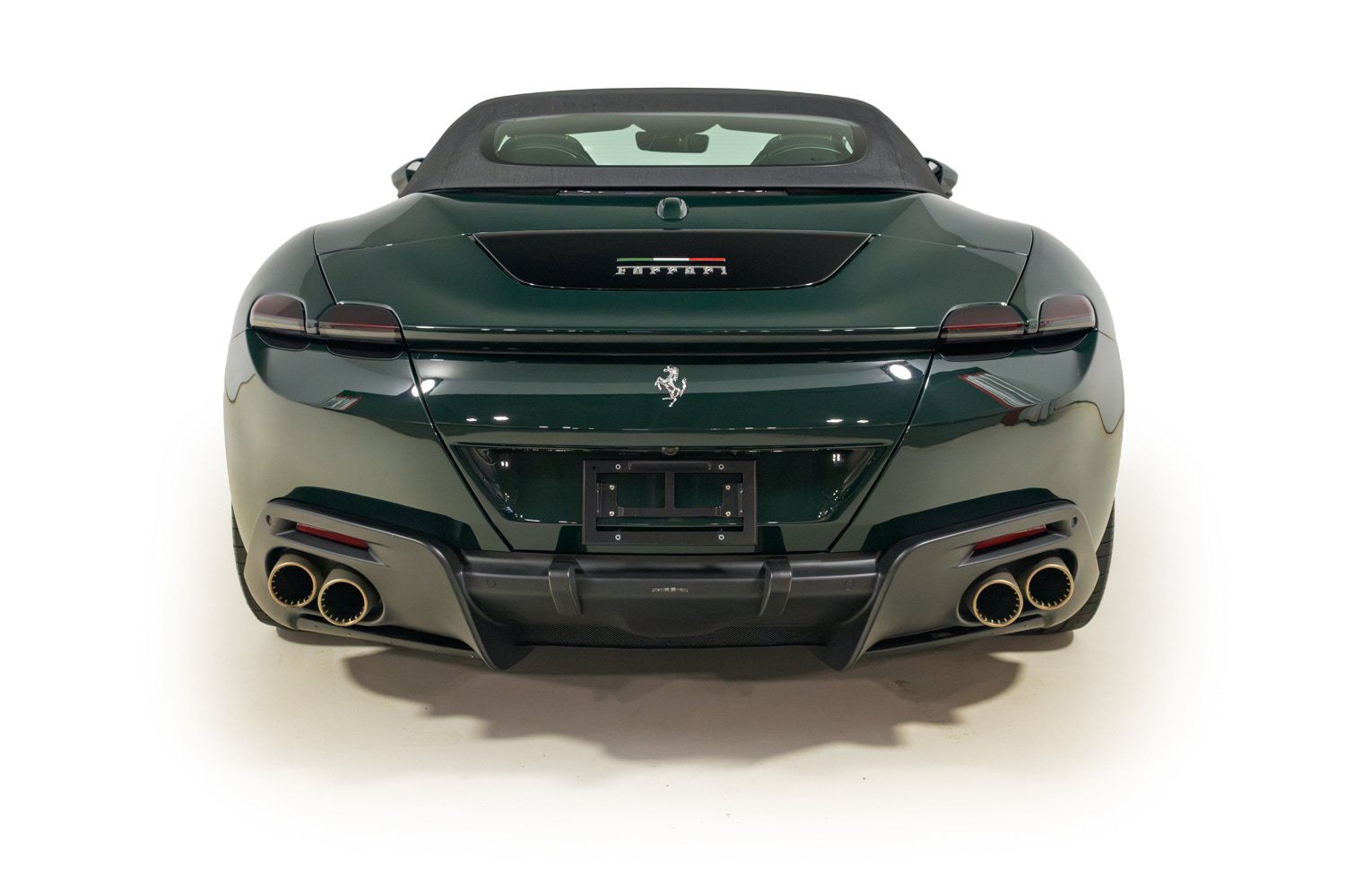 Used 2025 Ferrari Roma Spider RWD image 14