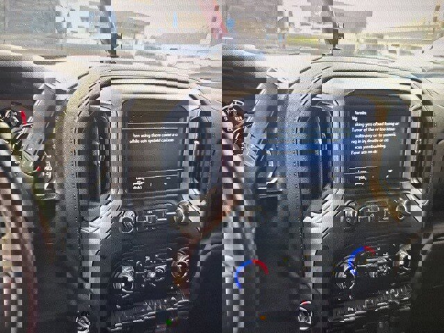 Used 2022 Chevrolet Silverado 1500 LT Trail Boss w/ LT Trail Boss Premium Package image 8