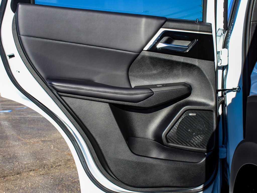 New 2026 Mitsubishi Outlander Trail Edition image 11