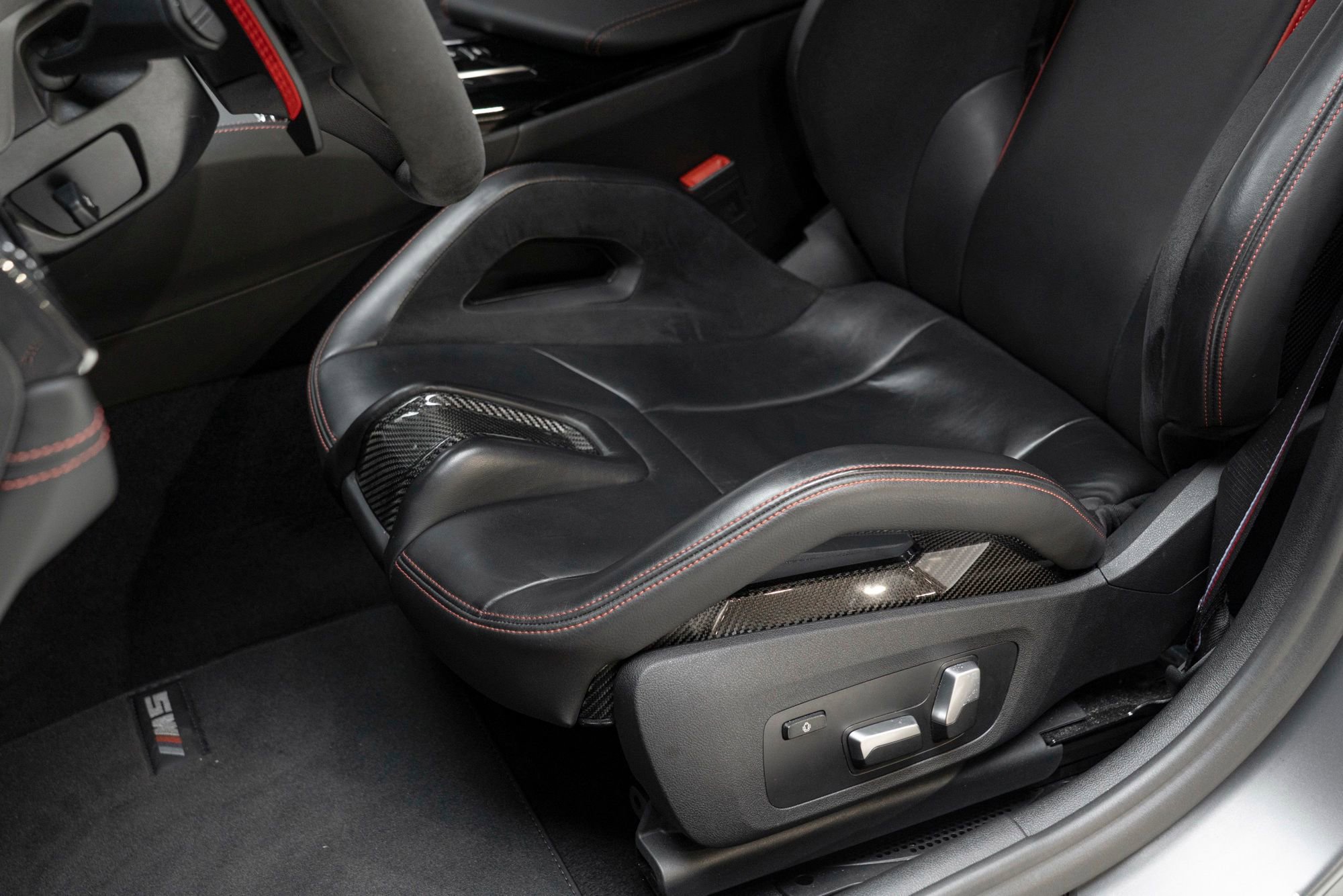 Used 2022 BMW M5 CS AWD/4WD image 15