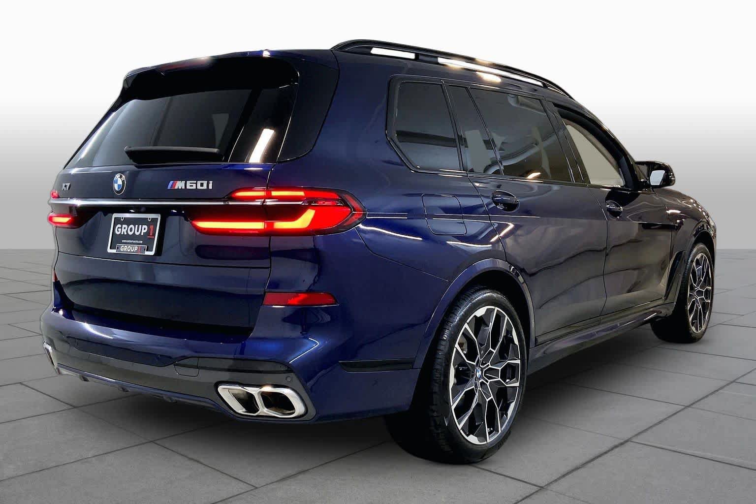 Used 2025 BMW X7 M60i AWD/4WD image 12