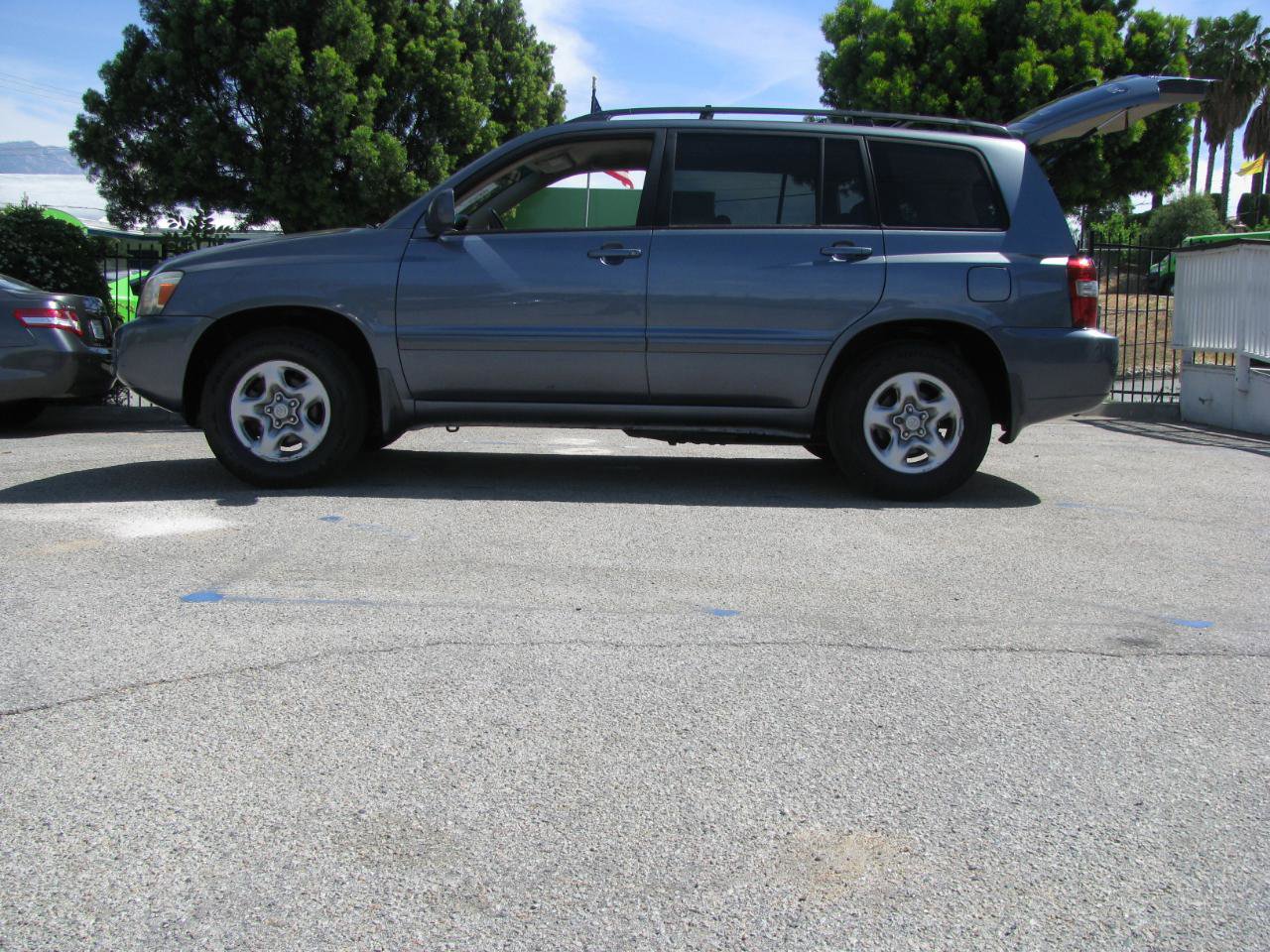 Used 2004 Toyota Highlander 4dr 4-Cyl (Natl)