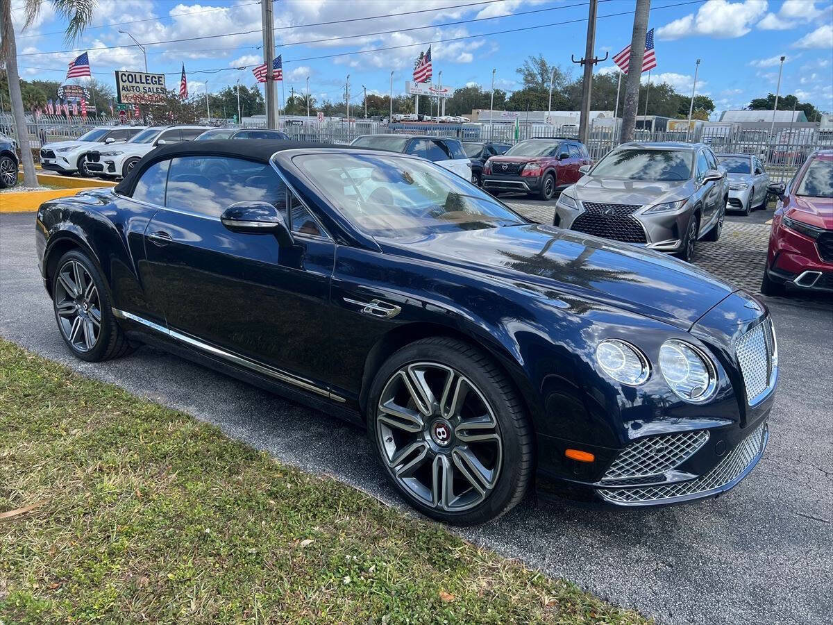 Used 2017 Bentley Continental GT image 4