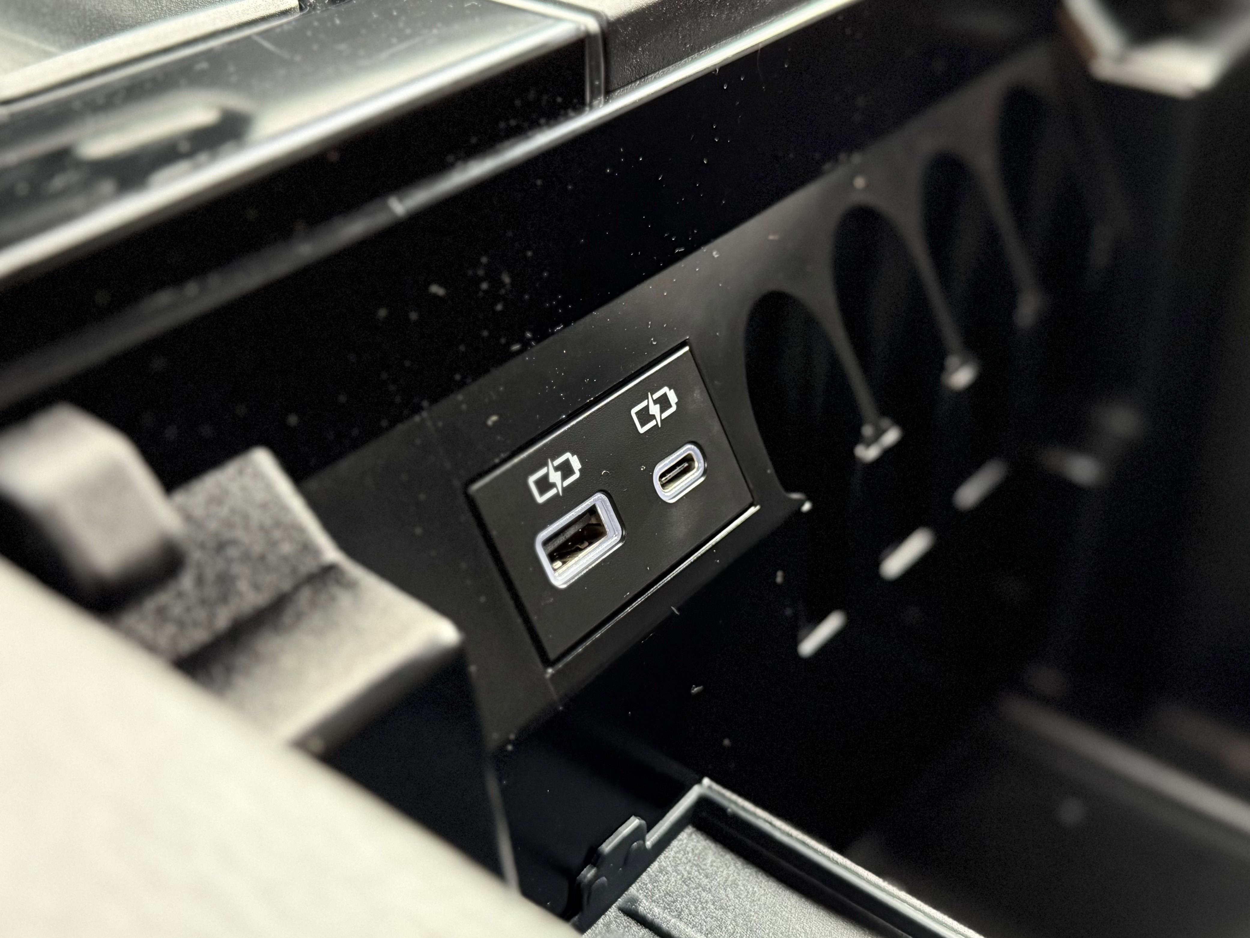 Used 2025 Toyota Tundra SR image 22