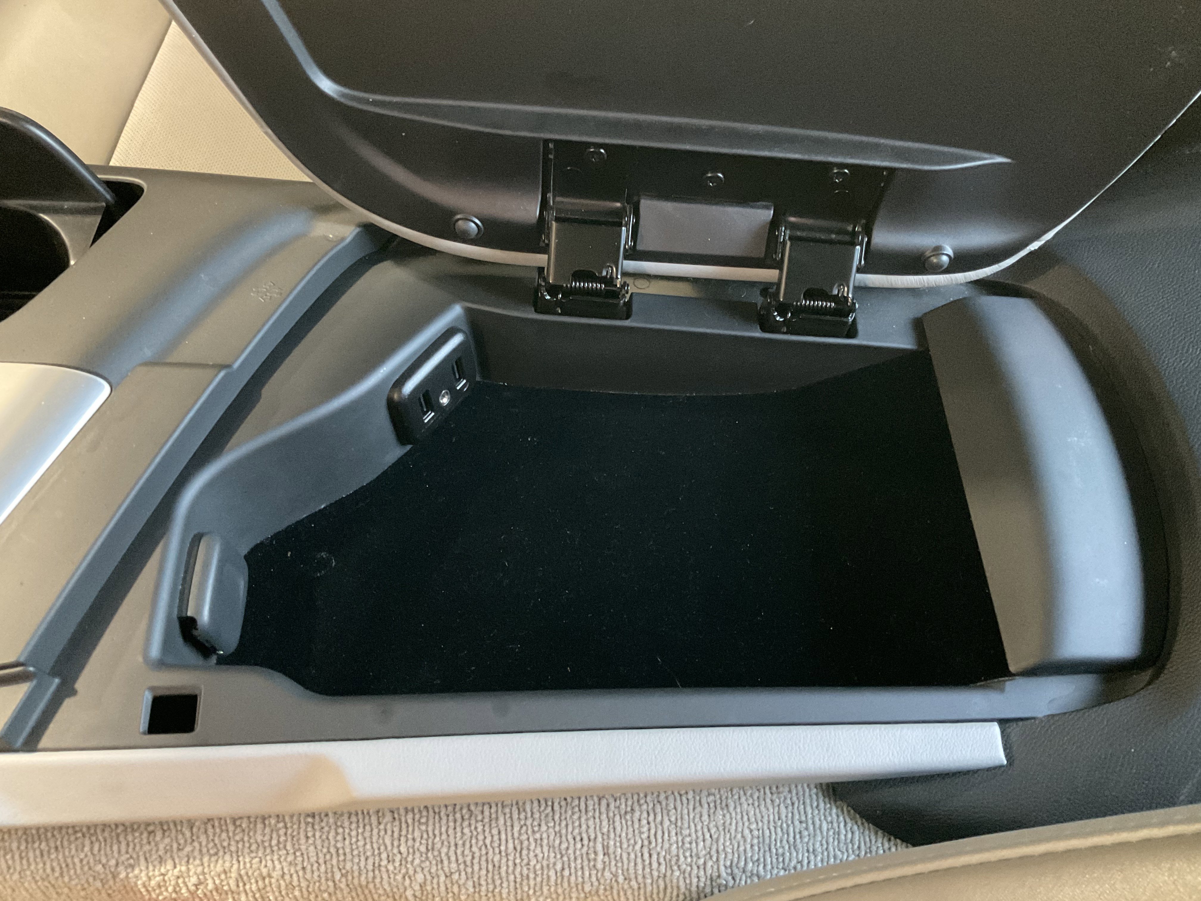 Used 2016 Chevrolet Corvette Stingray Coupe w/ 2LT Preferred Equipment Group image 26