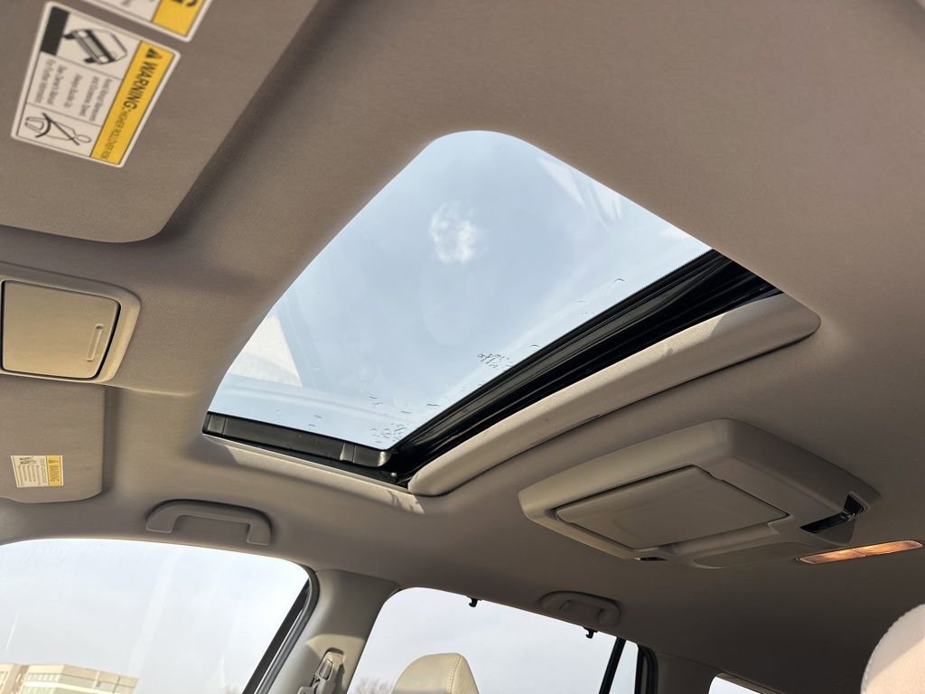 Used 2021 Honda Pilot Touring image 6