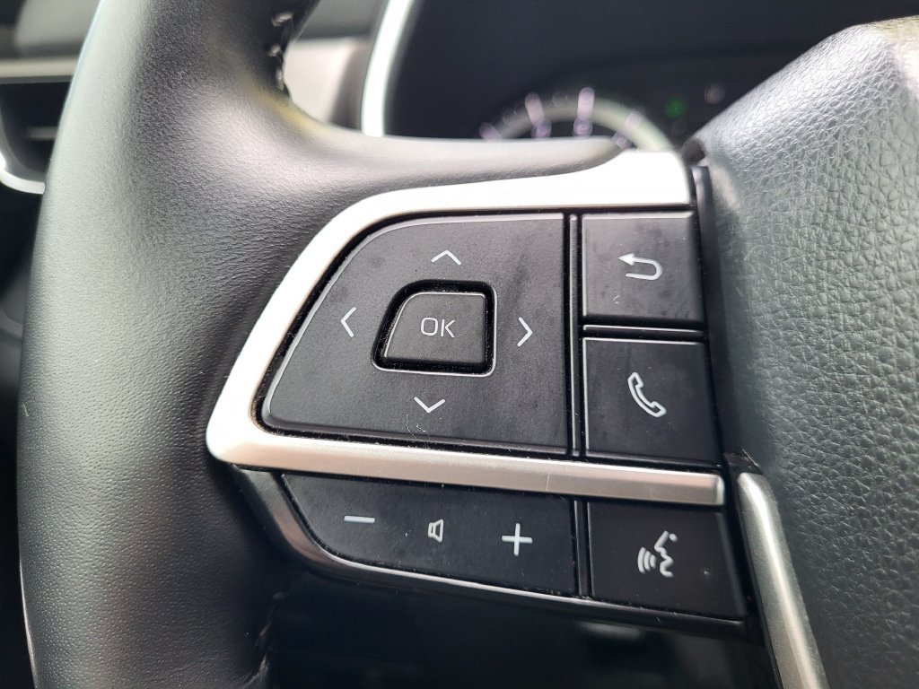 Used 2022 Toyota Highlander Limited AWD/4WD image 17