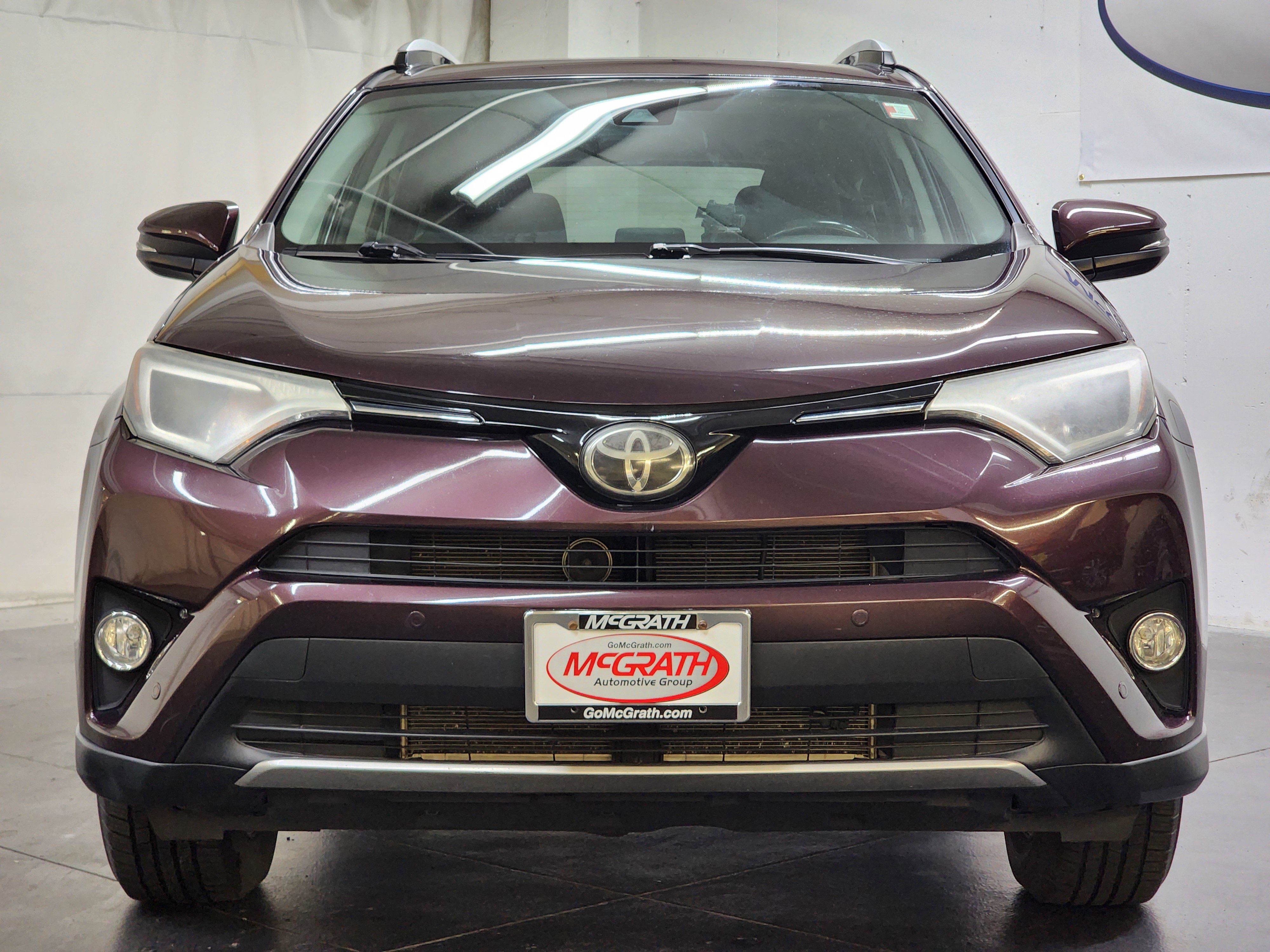 Used 2016 Toyota RAV4 XLE w/ Convenience Package image 9