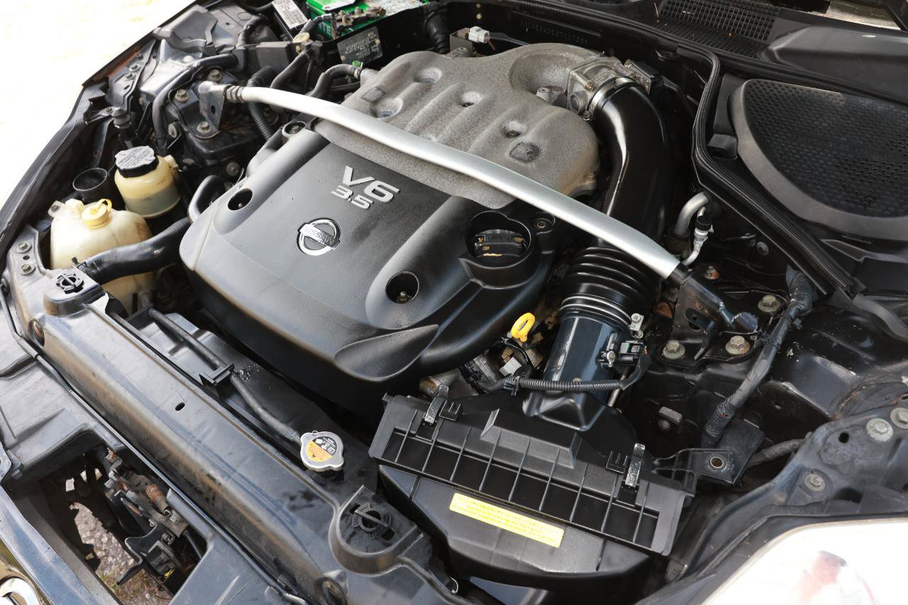 Used 2003 Nissan 350Z Touring RWD image 37