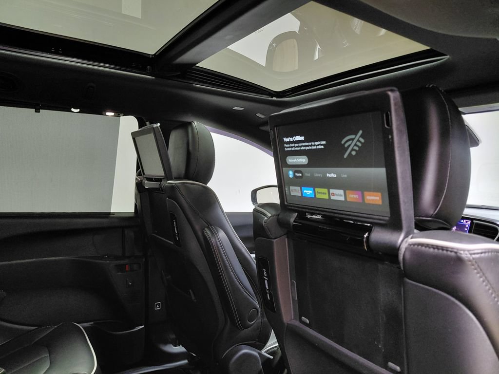 Used 2025 Chrysler Pacifica Limited w/ Uconnect Theater Family Group AWD/4WD image 54
