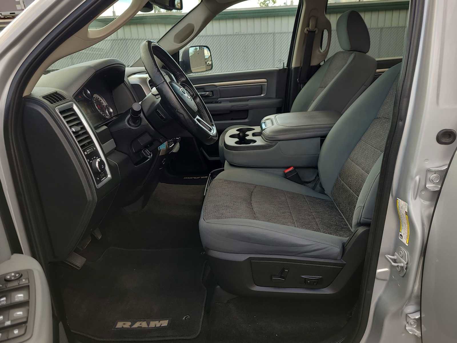 Used 2018 RAM 1500 Big Horn AWD/4WD image 19
