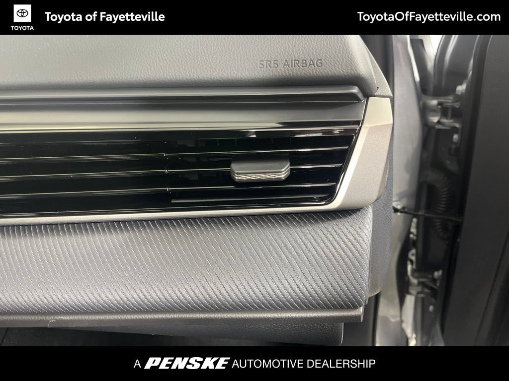 Used 2026 Toyota Camry SE w/ Multimedia Upgrade Package FWD image 10