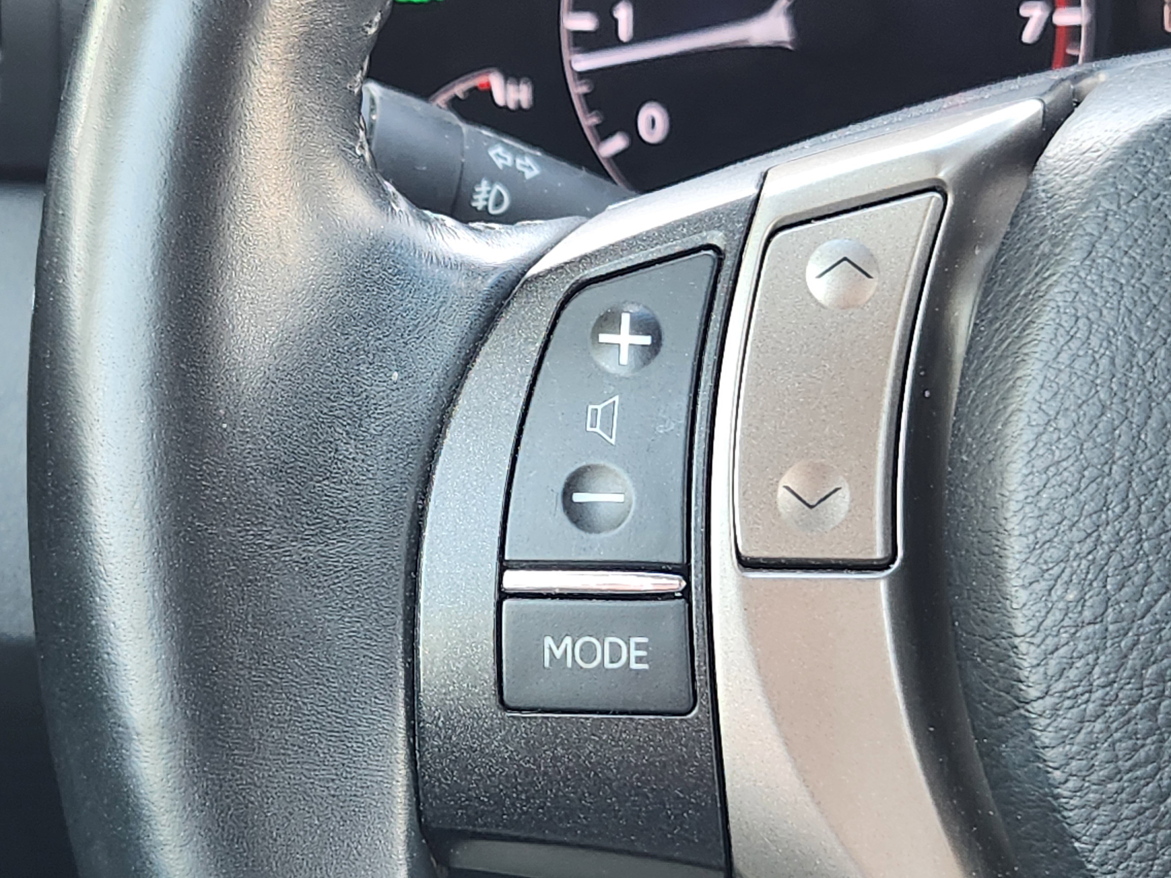 Used 2013 Lexus RX 350 AWD w/ Navigation Pkg image 29