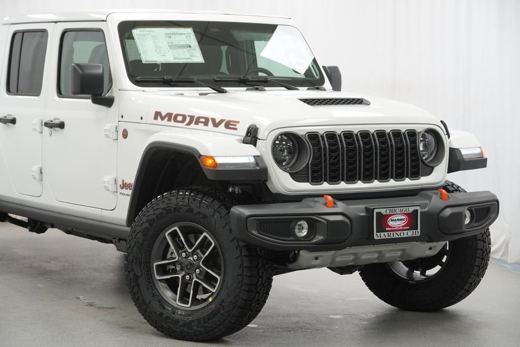 New 2026 Jeep Gladiator Mojave w/ Safety Group AWD/4WD video 3