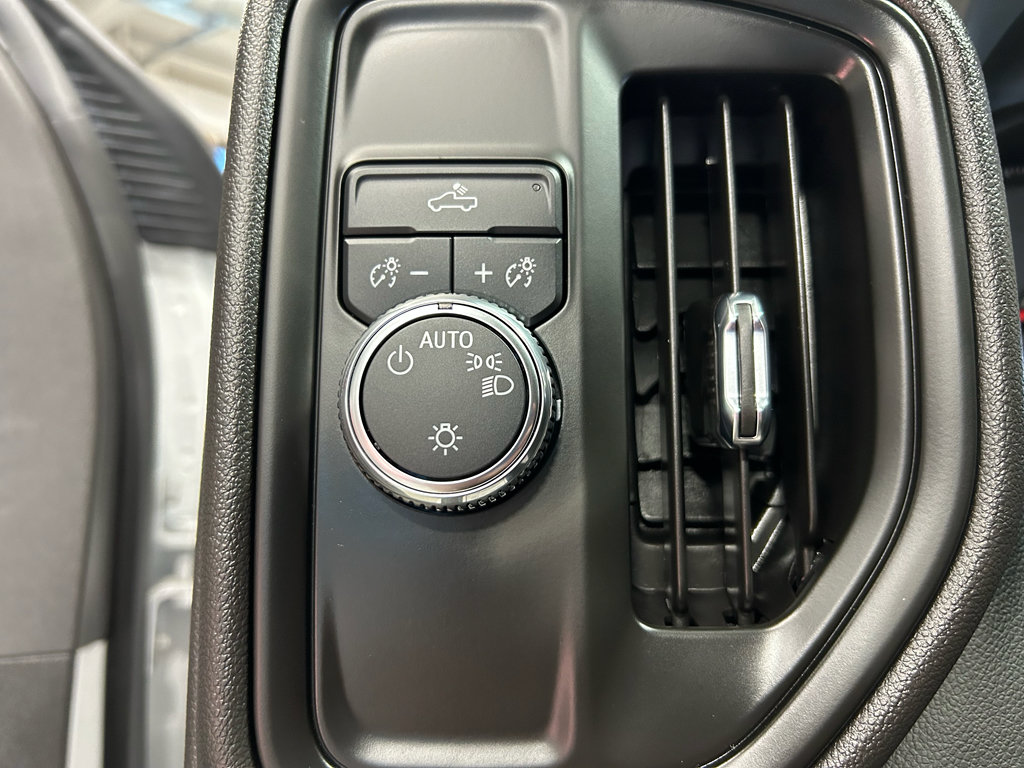 Used 2023 GMC Sierra 1500 Pro w/ Trailering Package RWD image 10