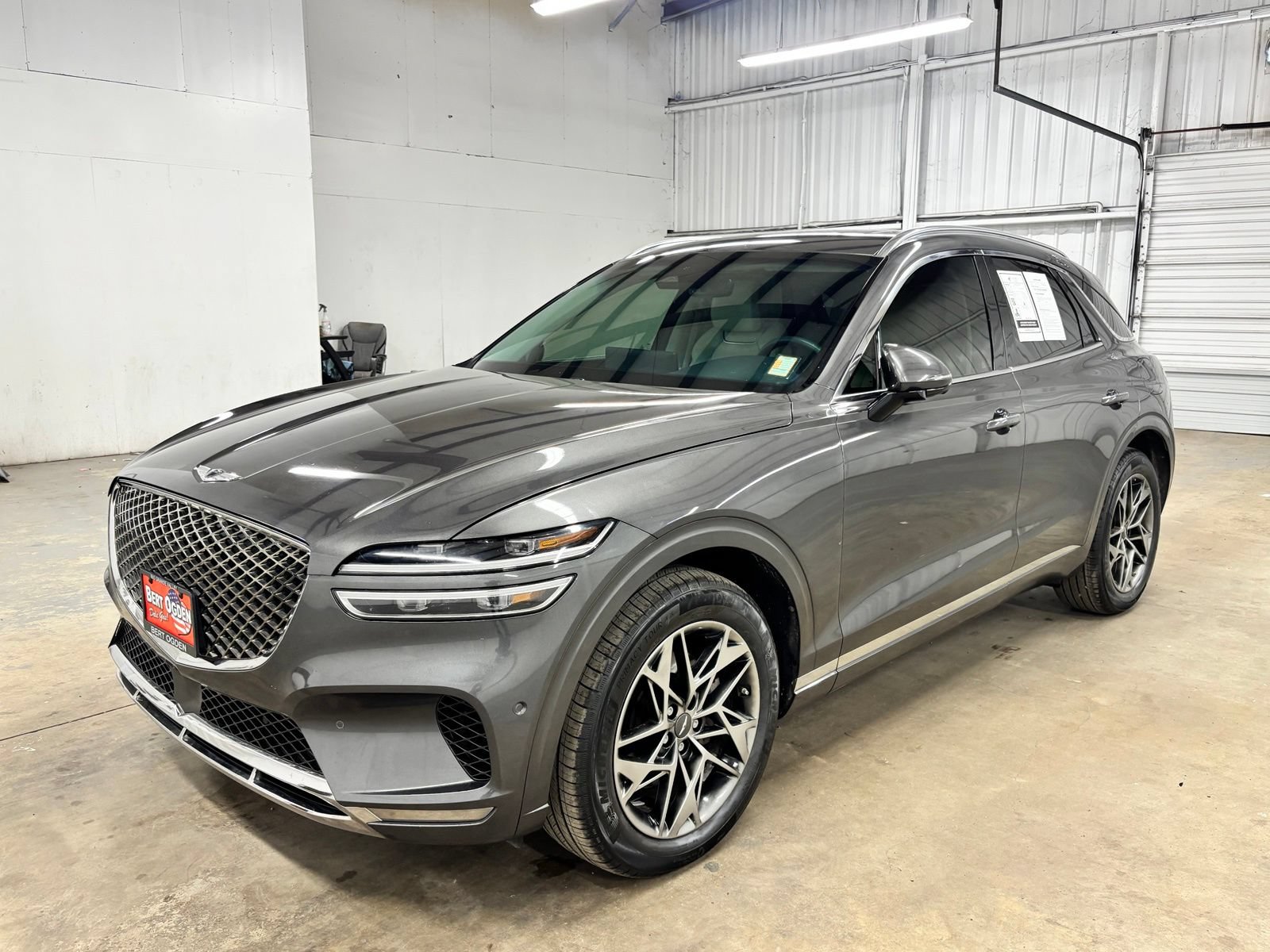 Used 2022 Genesis GV70 2.5T w/ Advanced Package AWD/4WD image 3