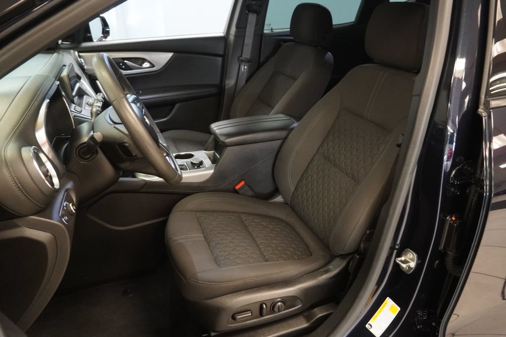 Used 2021 Chevrolet Blazer LT AWD/4WD image 3