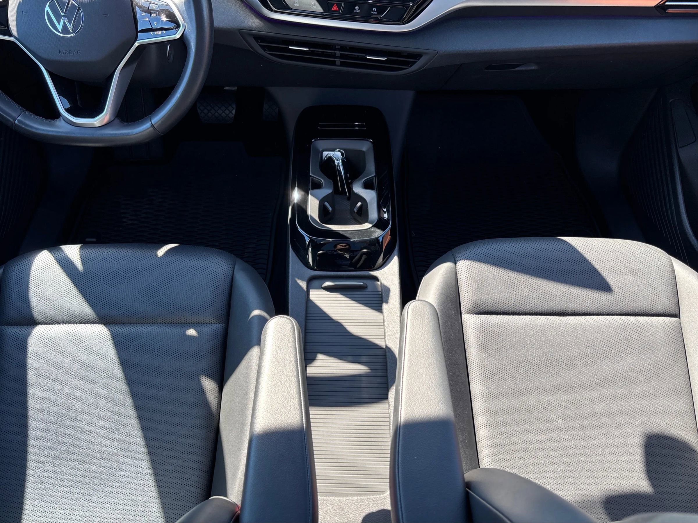 Used 2022 Volkswagen ID.4 Pro S w/ Gradient Package image 19