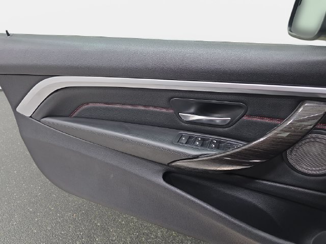 Used 2014 BMW 435i Convertible RWD image 24