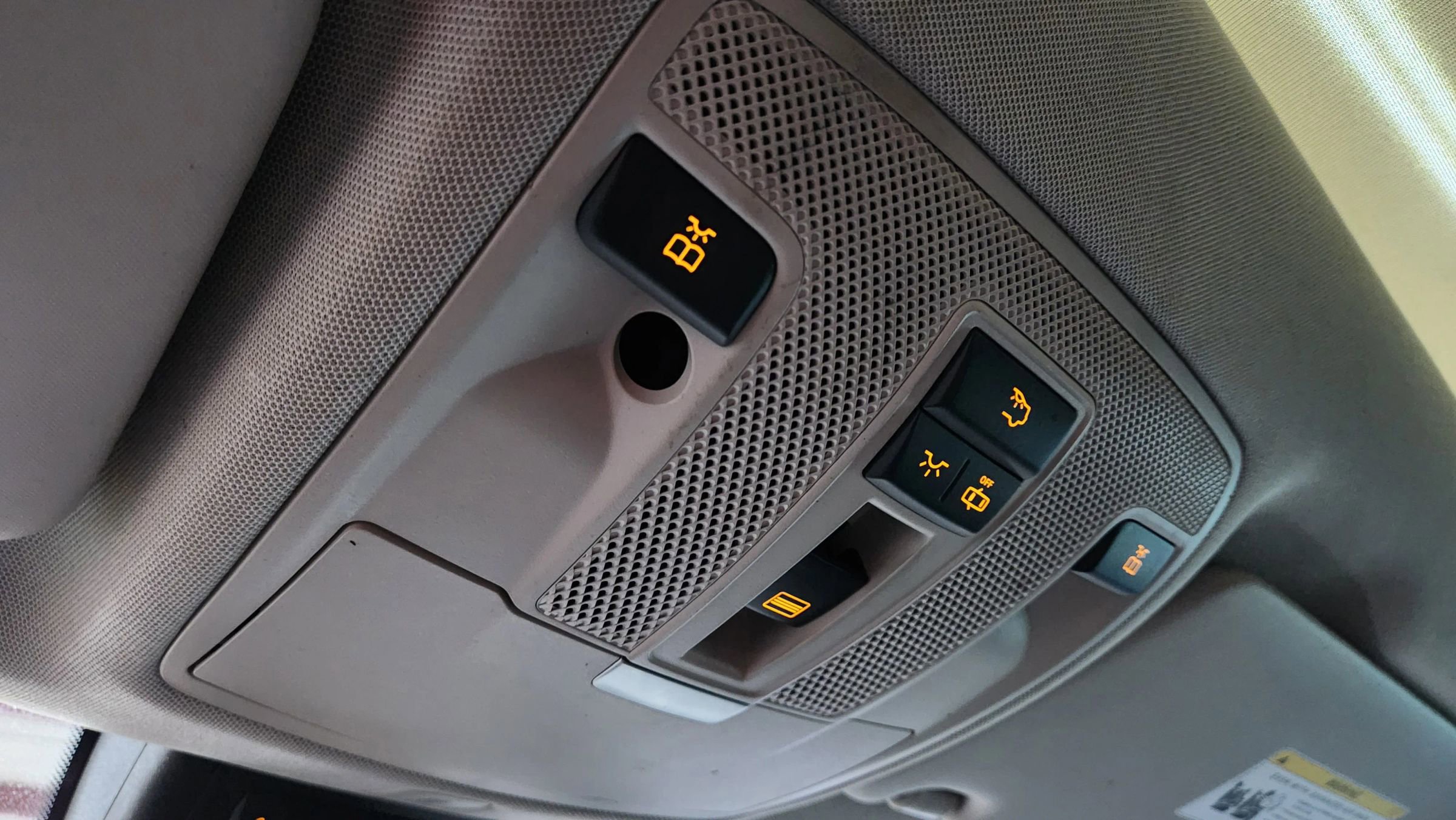 Used 2015 Mercedes-Benz GLA 250 4MATIC image 37