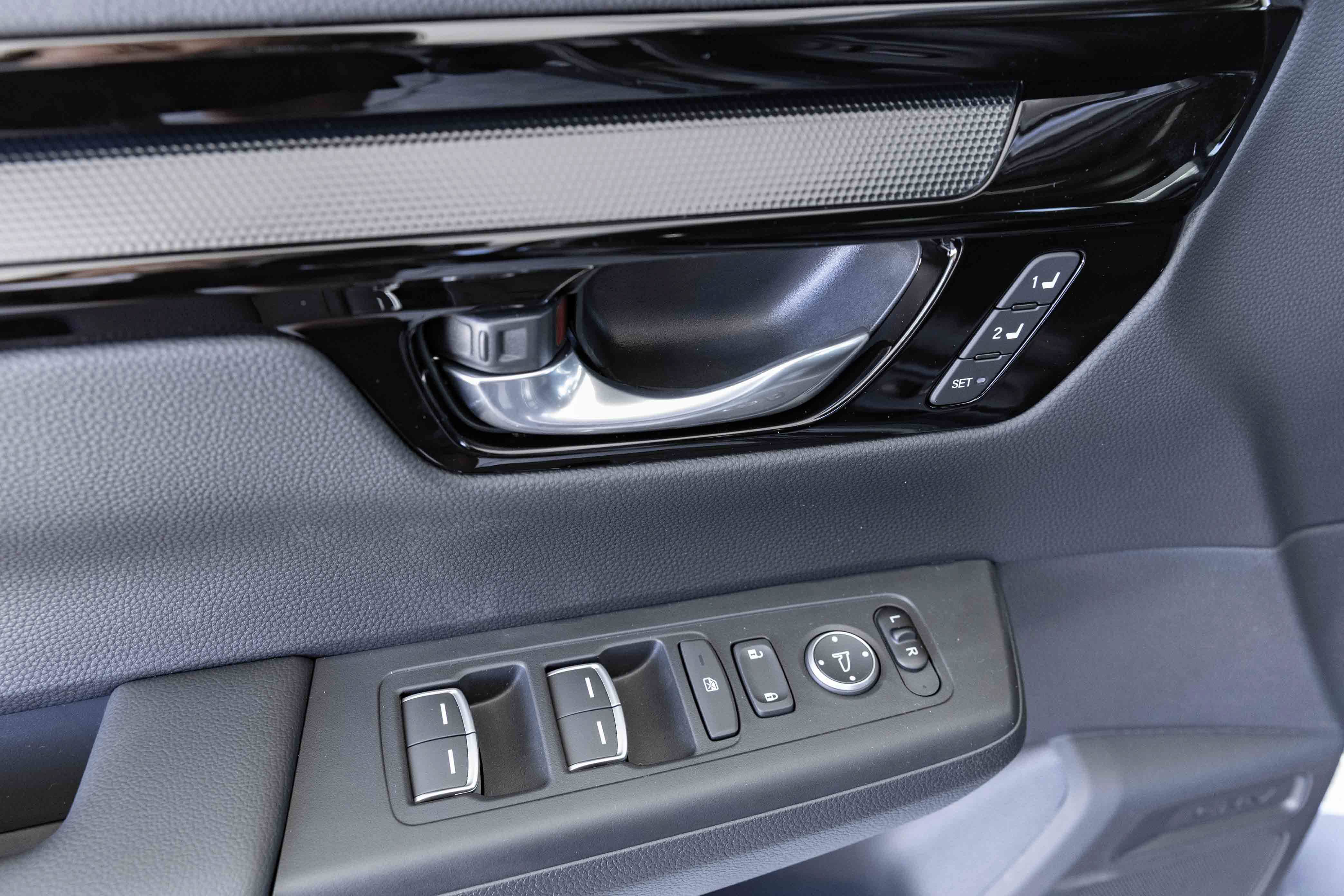 New 2027 Honda CR-V Sport Touring image 7