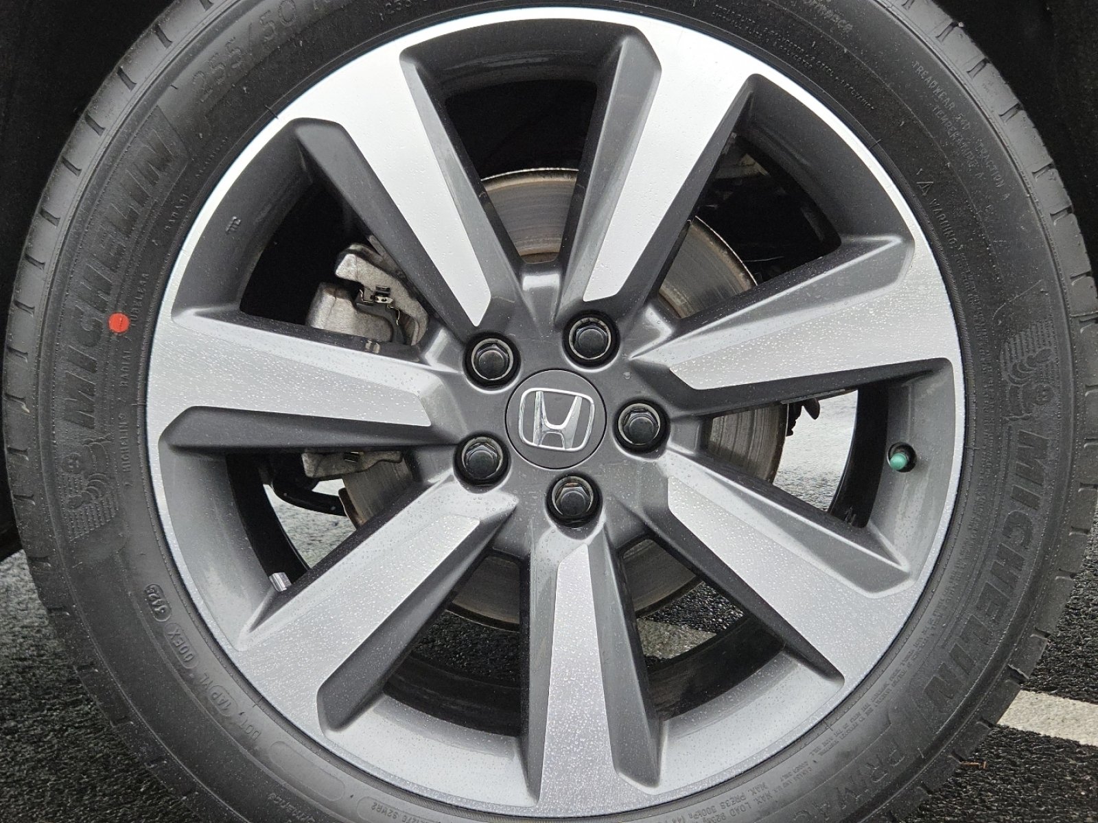 Used 2024 Honda Pilot Elite image 16