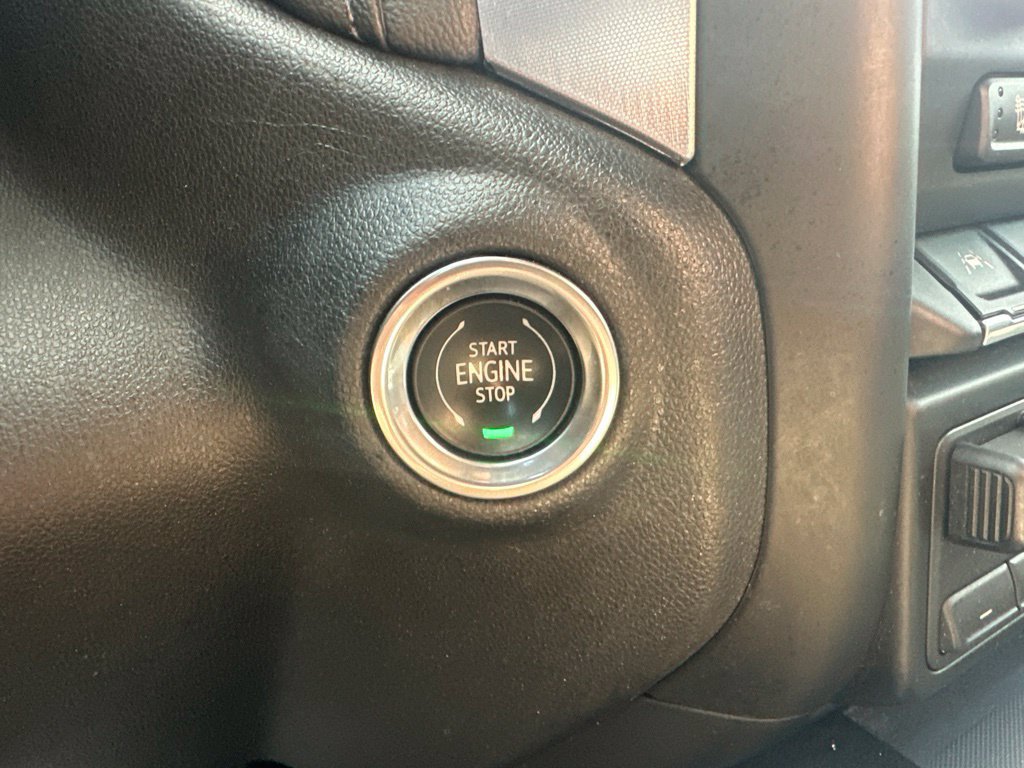 Used 2020 GMC Sierra 1500 SLT AWD/4WD image 13