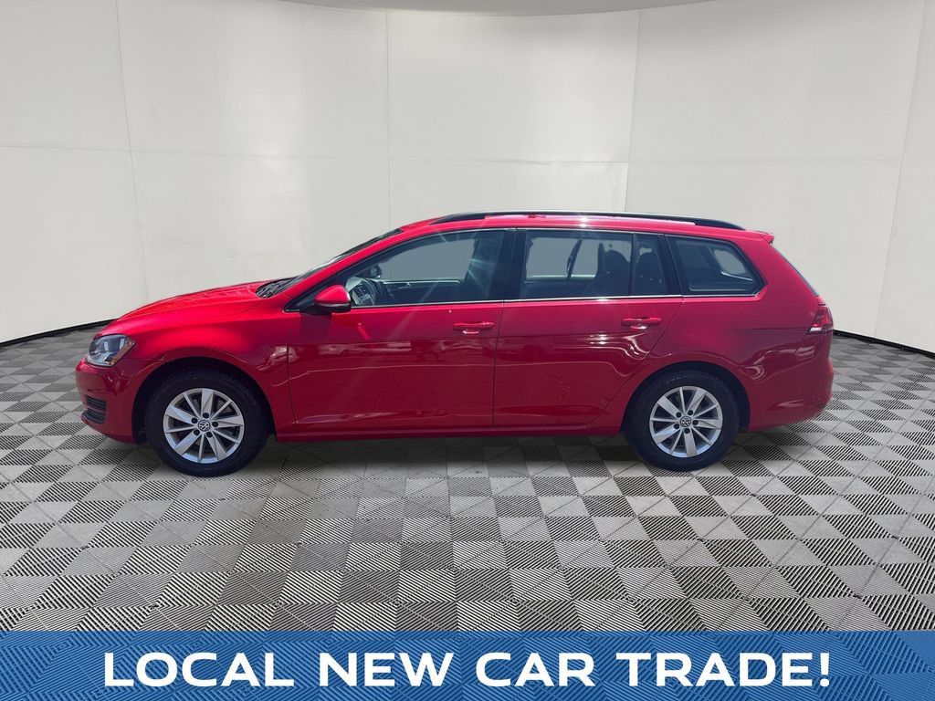 Used 2017 Volkswagen Golf S FWD image 2