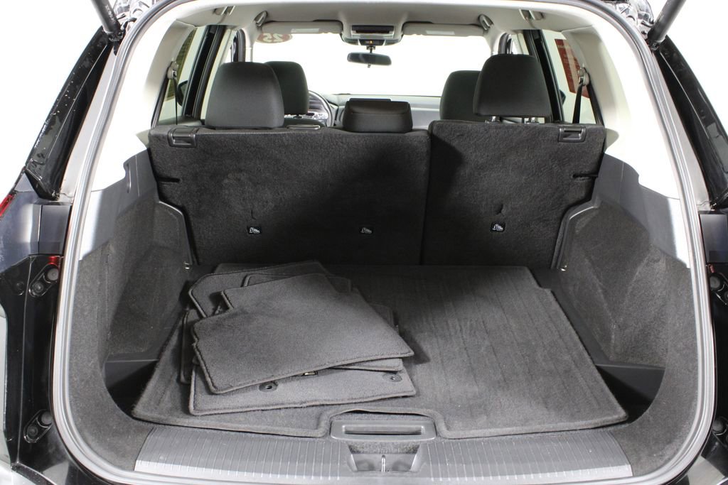 Used 2025 Nissan Rogue SV image 17