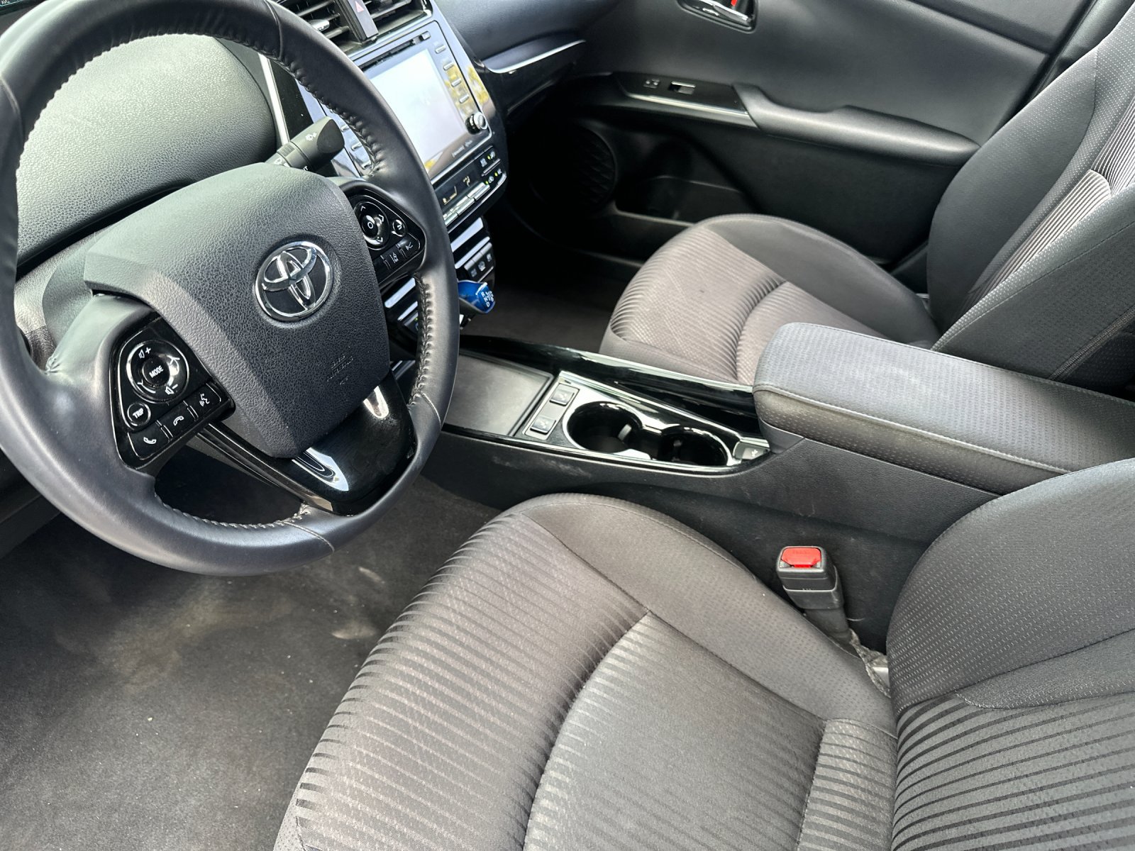 Used 2022 Toyota Prius Prime LE FWD image 10