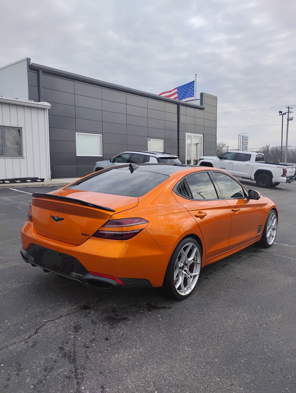 Used 2022 Genesis G70 3.3T Launch Edition image 3