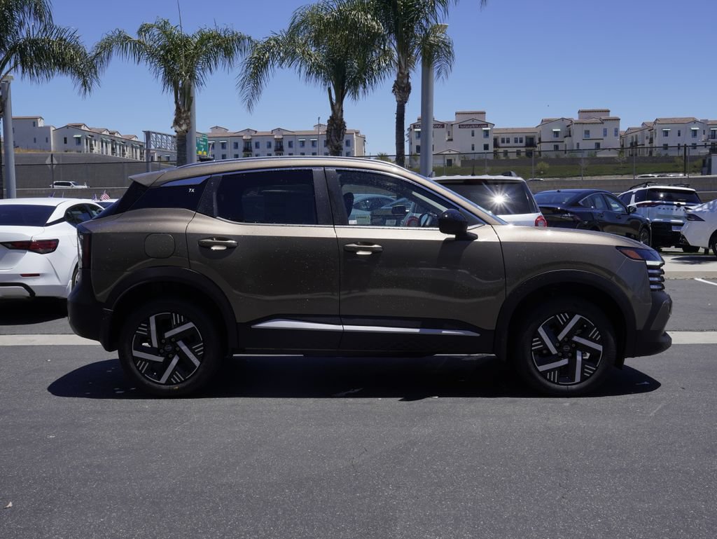 New 2026 Nissan Kicks SV FWD image 3