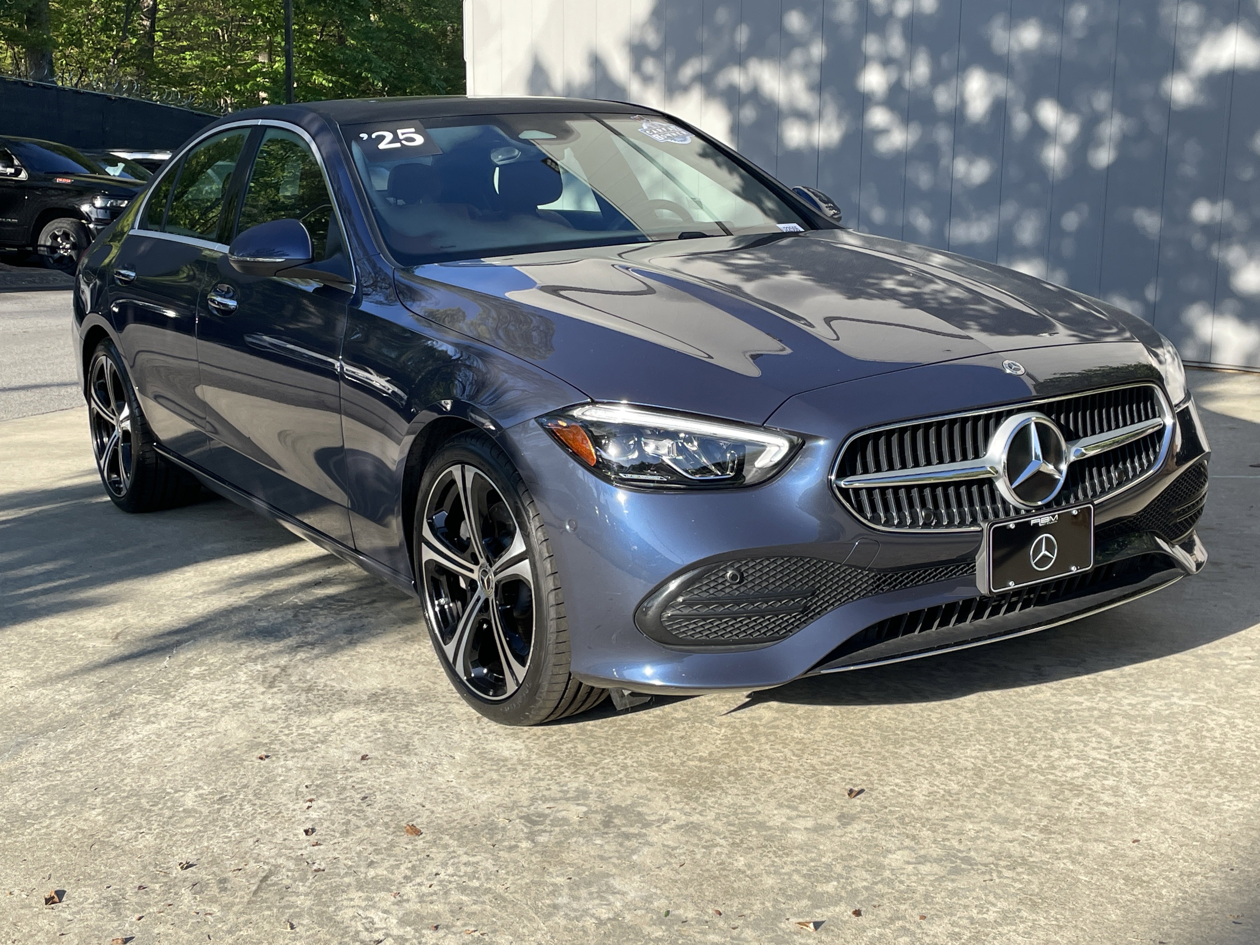 Used 2025 Mercedes-Benz C 300 Sedan image 4