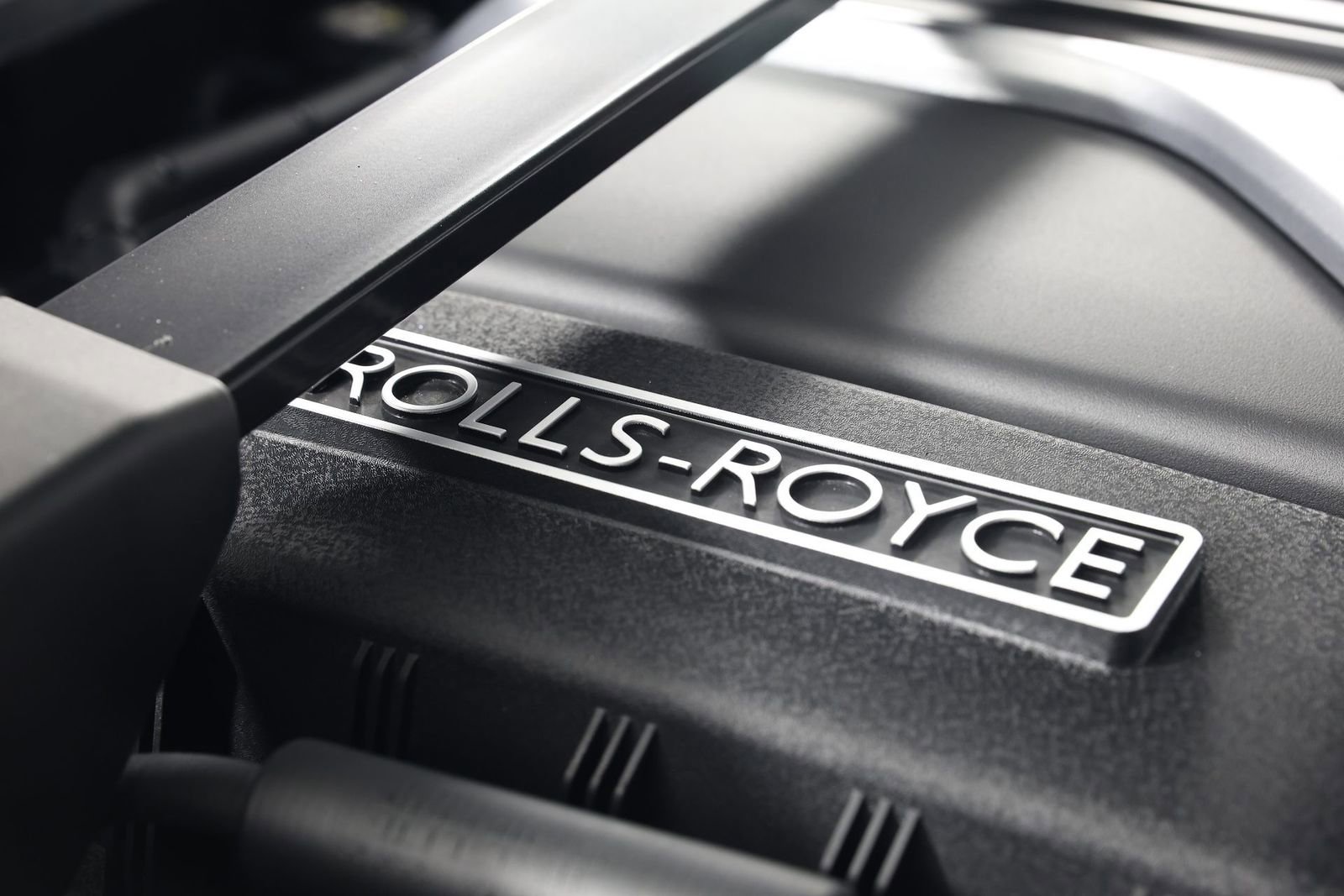 Certified 2023 Rolls-Royce Cullinan Black Badge w/ Driver's Package image 28