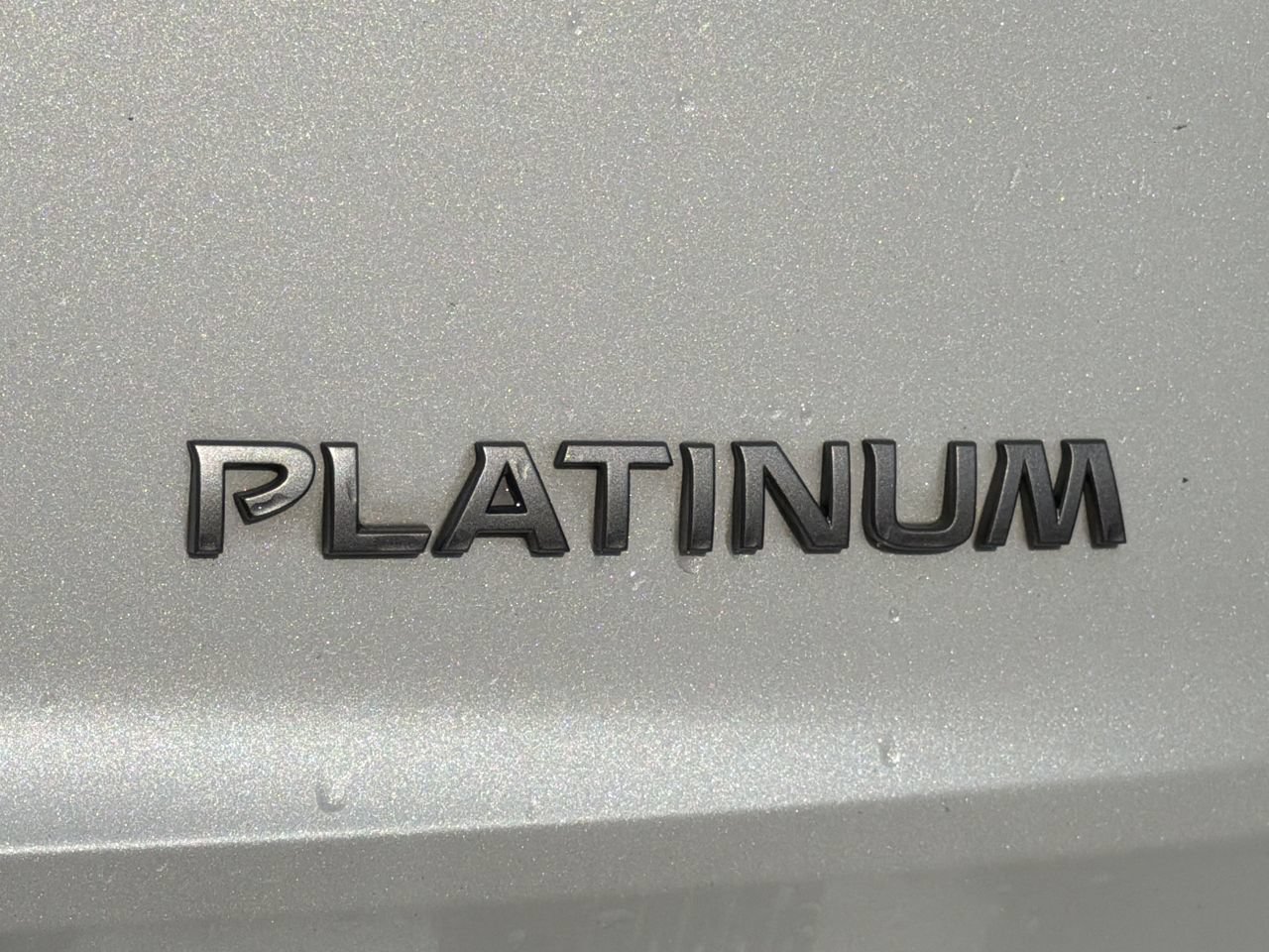 Used 2024 Nissan Rogue Platinum FWD image 26