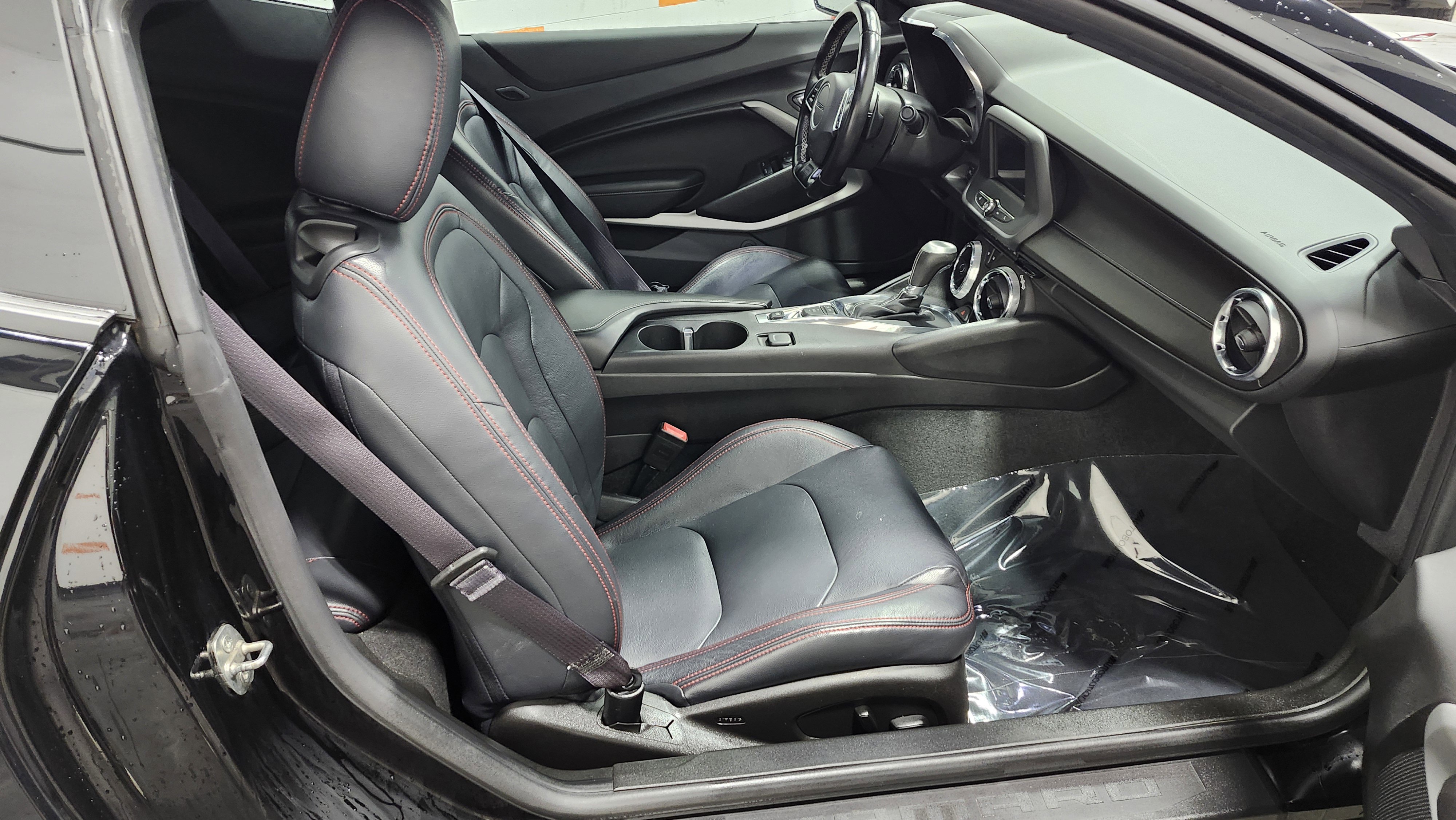 Used 2017 Chevrolet Camaro LT image 18