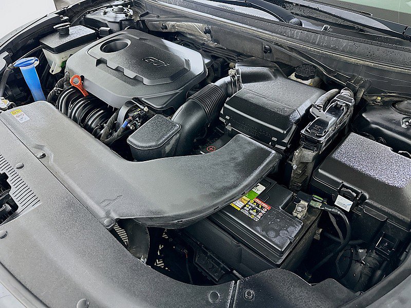 Used 2017 Hyundai Sonata Limited image 31