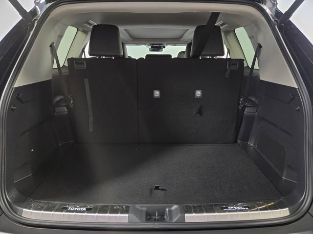 Used 2025 Toyota Grand Highlander FWD image 26