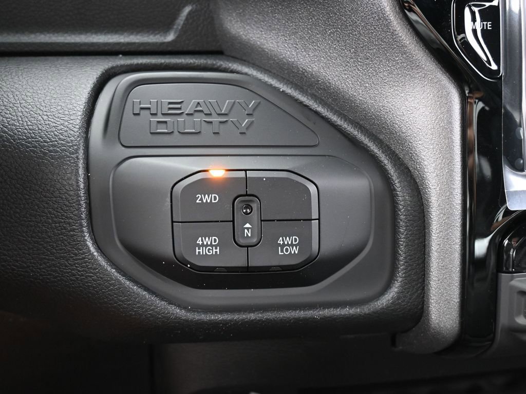 Used 2026 RAM 3500 Tradesman AWD/4WD image 24