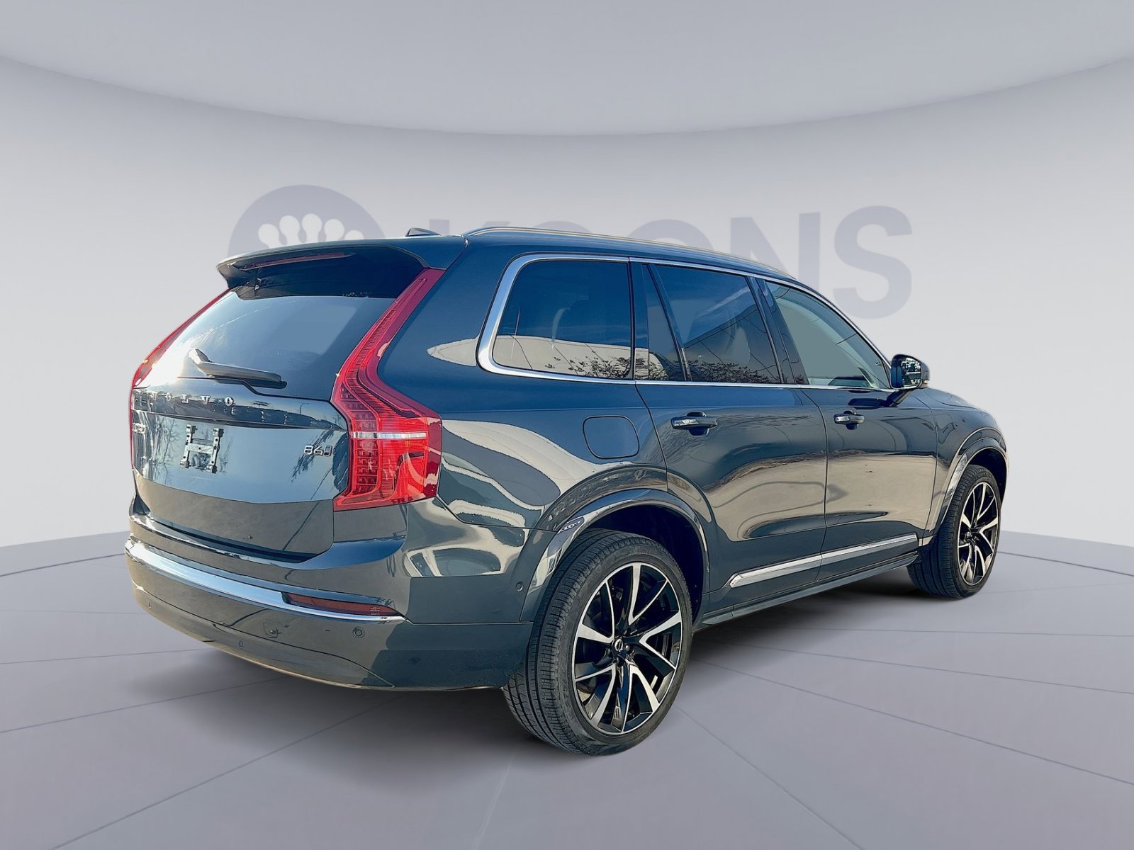 Certified 2023 Volvo XC90 B6 Plus w/ Protection Package image 7
