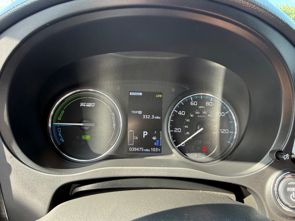 Used 2020 Mitsubishi Outlander GT AWD/4WD image 26