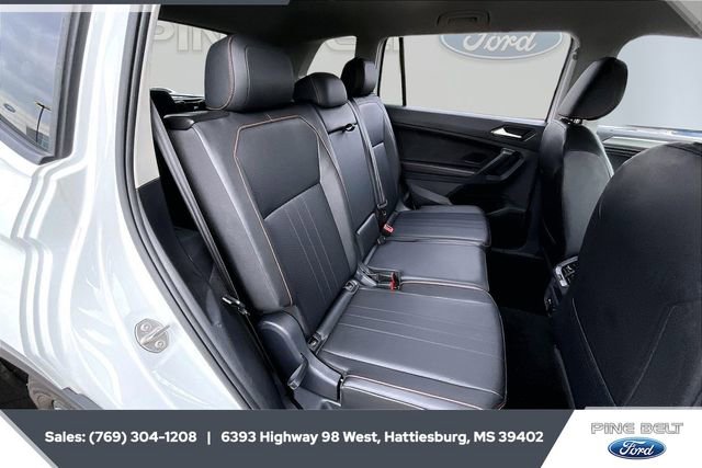 Used 2024 Volkswagen Tiguan Wolfsburg Edition image 20