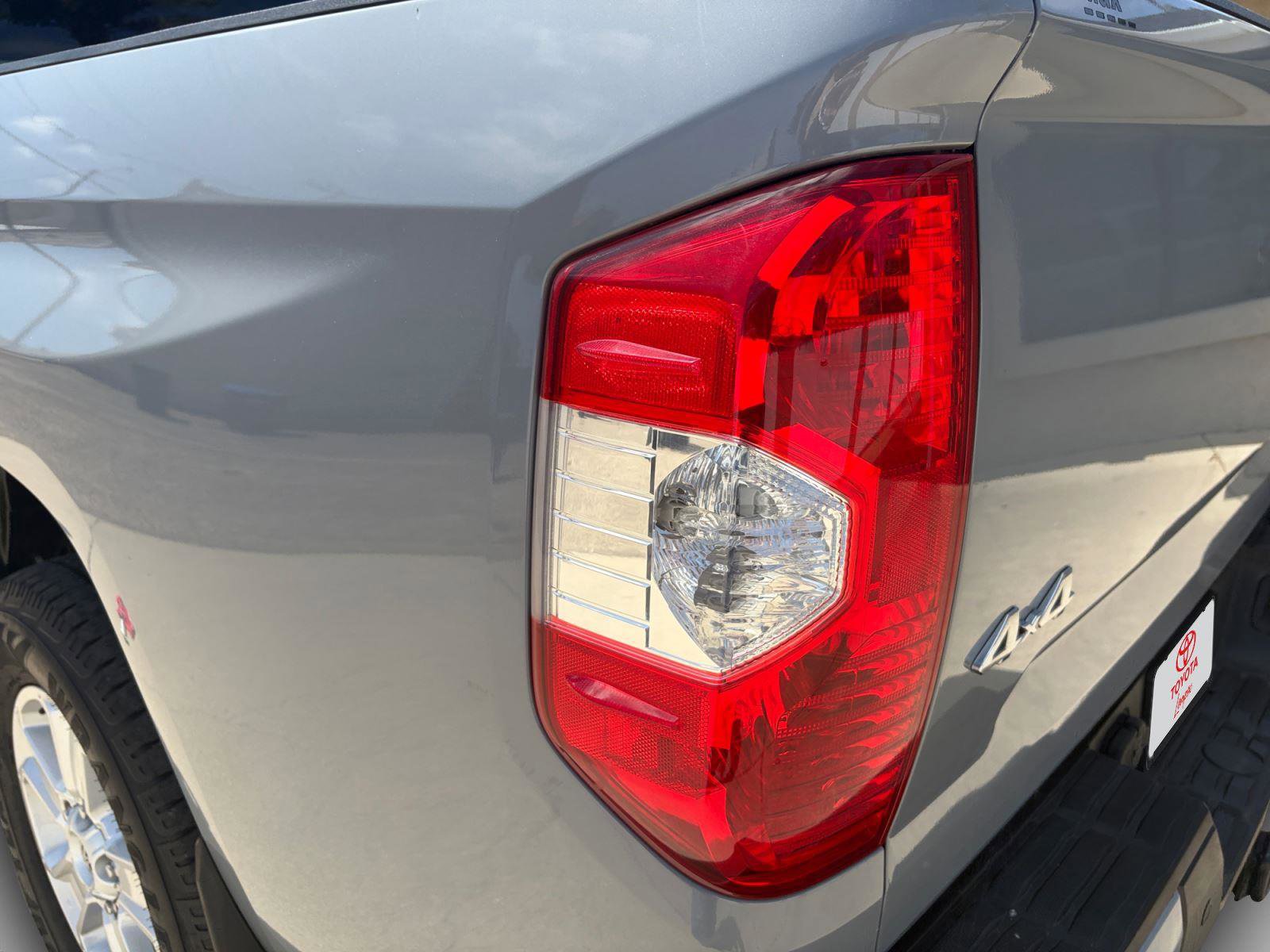 Used 2019 Toyota Tundra SR5 w/ Convenience Package AWD/4WD image 21