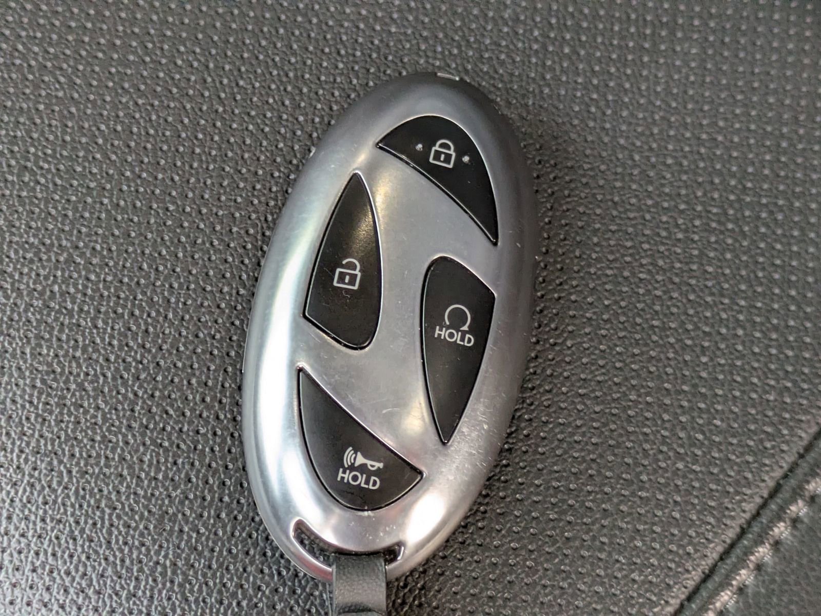 Used 2025 Hyundai Santa Cruz SEL image 32