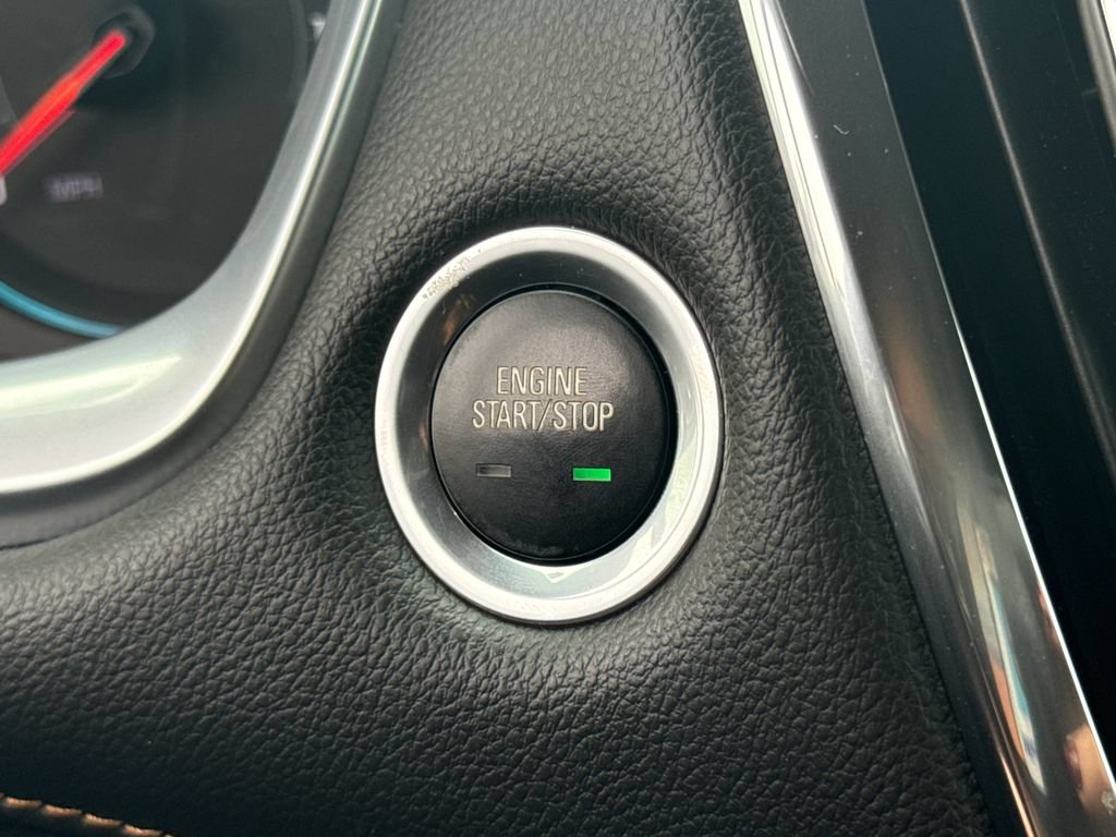 Certified 2020 Chevrolet Traverse LT FWD image 23